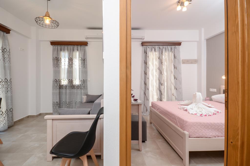 Margaritis Apartments 2 Agia Anna  Eksteriør billede